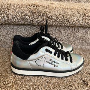 Armani Exchange Women's Silver Lace Up Low Top Casual Sneakers.